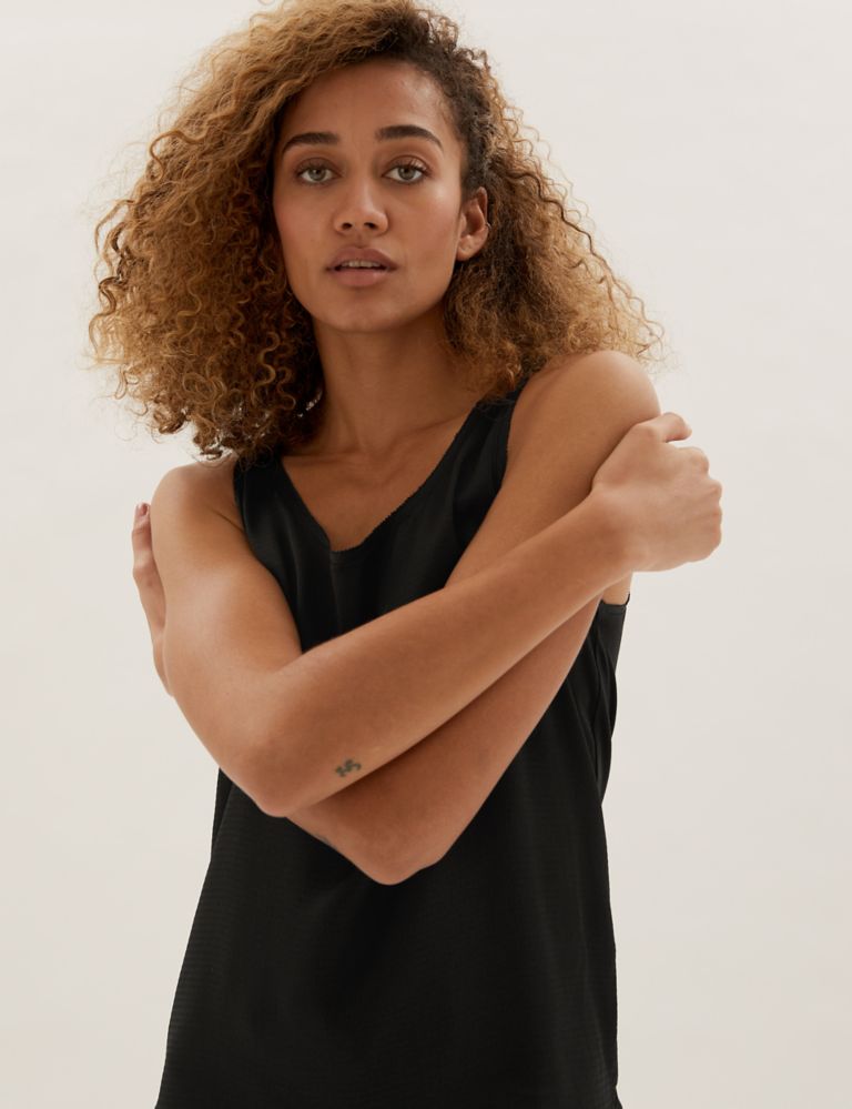 Jersey Crew Neck Relaxed Sleeveless Top 3 of 6