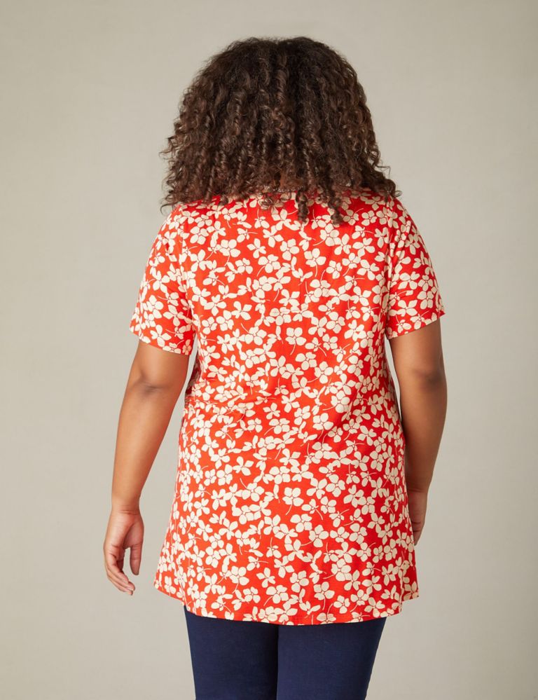 Jersey Ditsy Floral V-Neck Pleat Detail Top 6 of 6