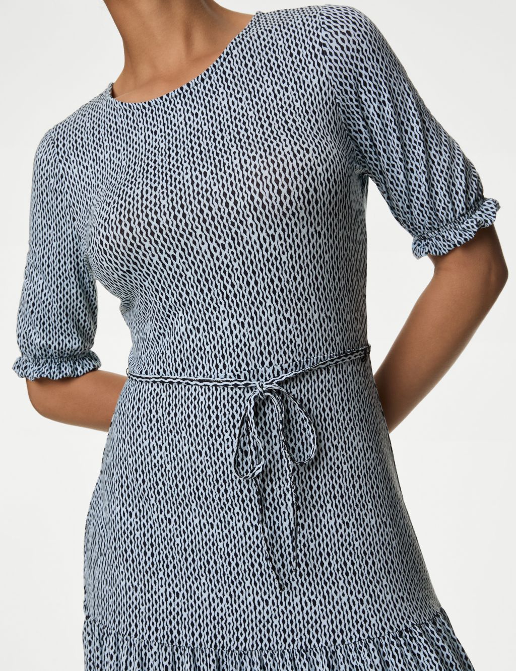 Jersey Printed Tie Detail Midi Tea Dress 2 of 4