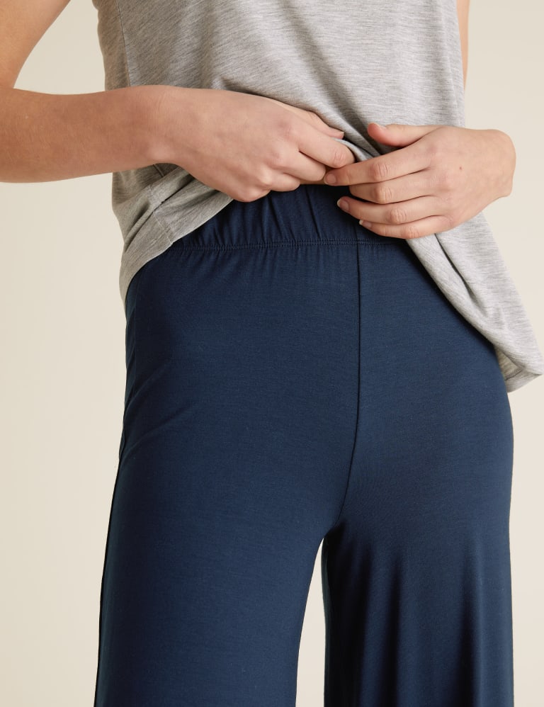 Regatta Wardrobe Staple Stretch Crop Pant In French Navy