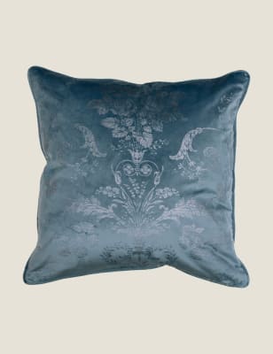 Metallic cushion 2025