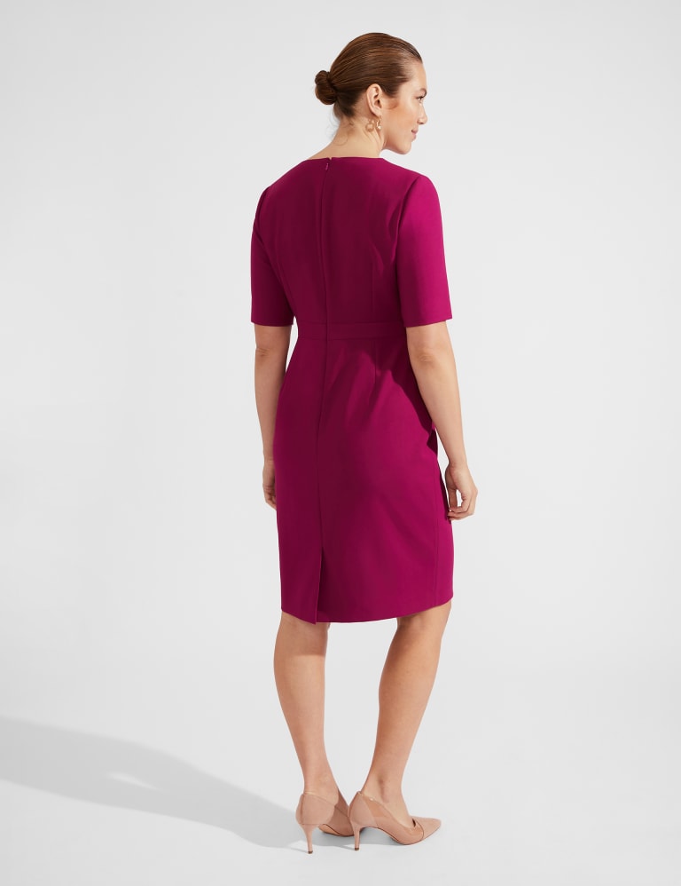 Keyhole Knee Length Shift Dress 4 of 6