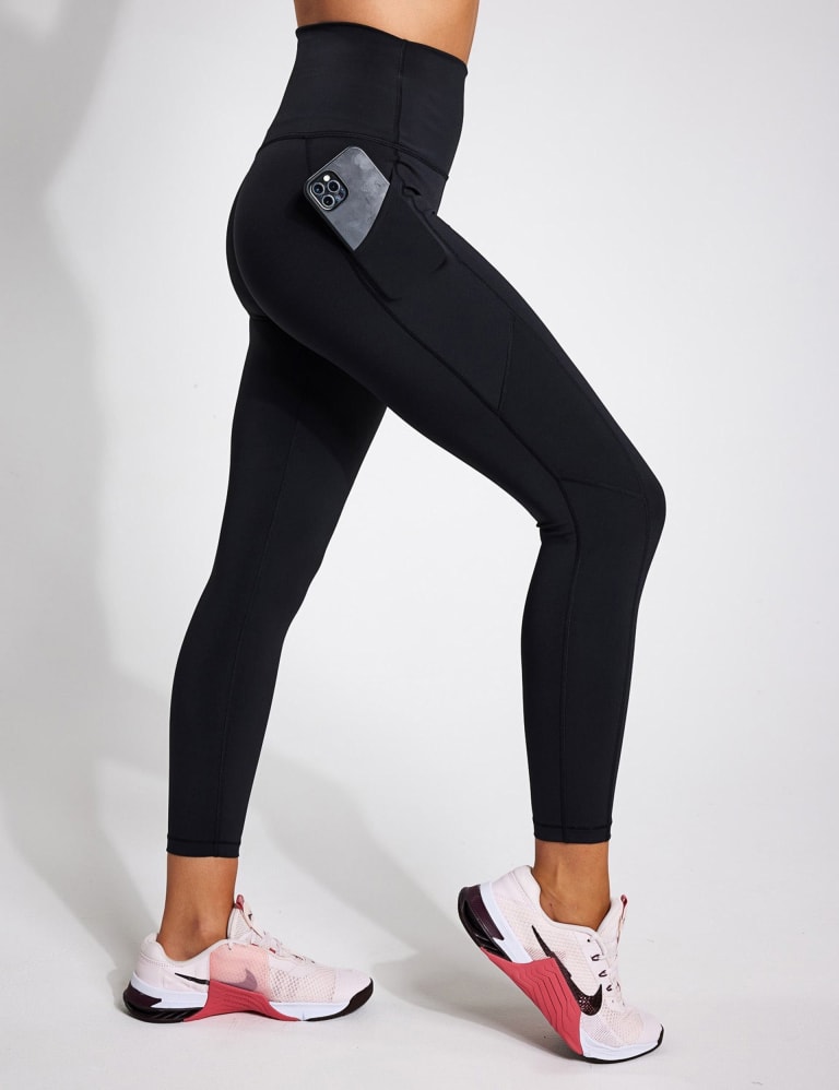 Fabletics kidswear outlet