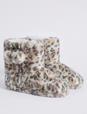 Girls discount leopard slippers