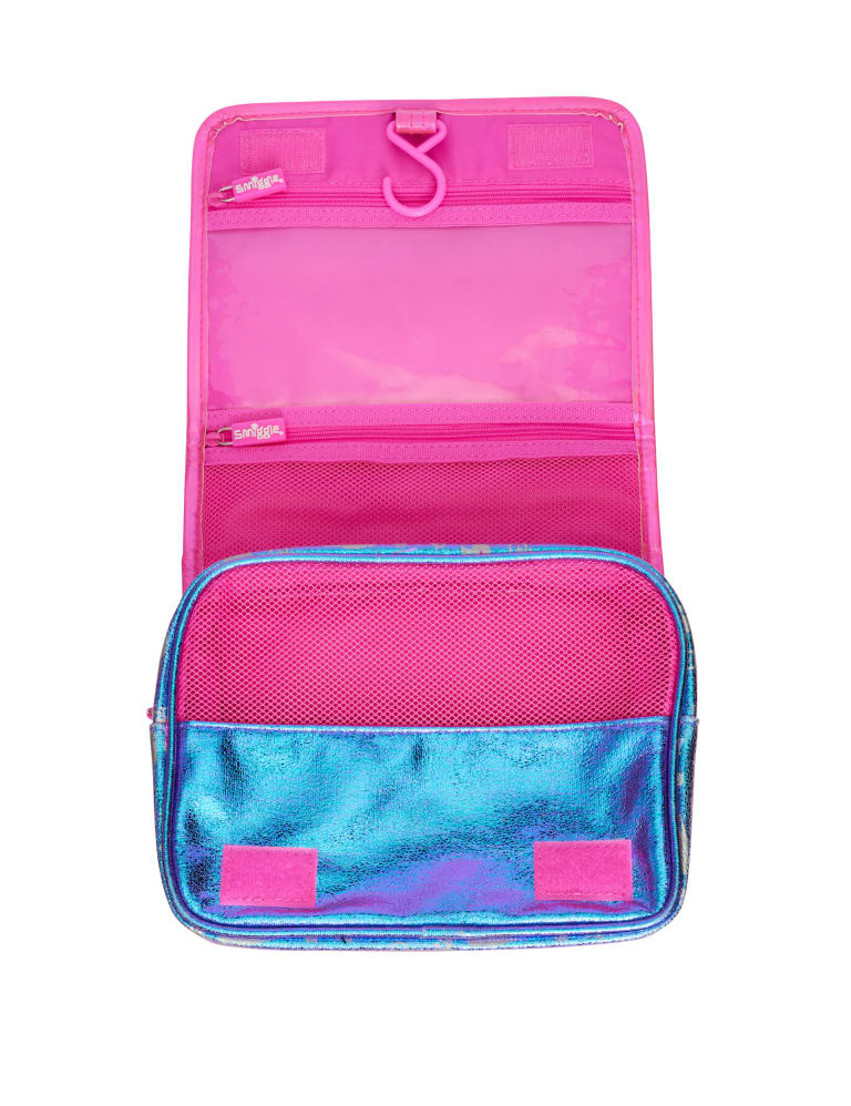Kids toiletry bag store