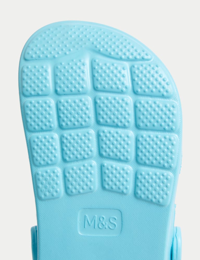 Butterfly clogs sales