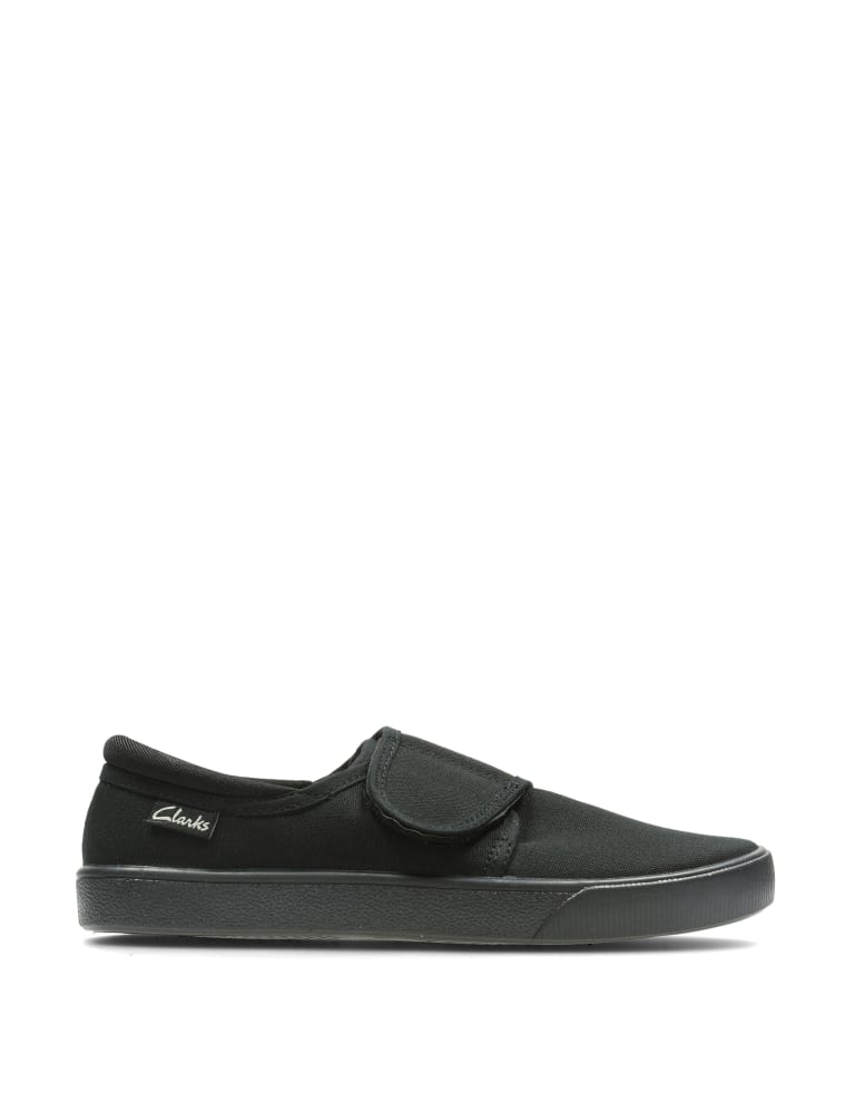 Marks and on sale spencer plimsolls black