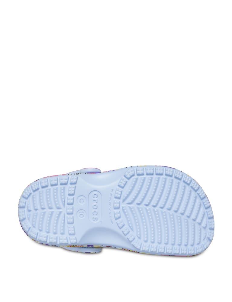 Youth crocs size 4 hotsell