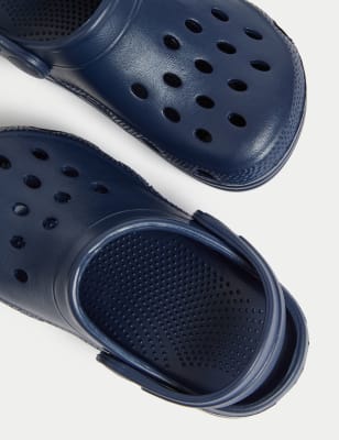 Boys clogs discount