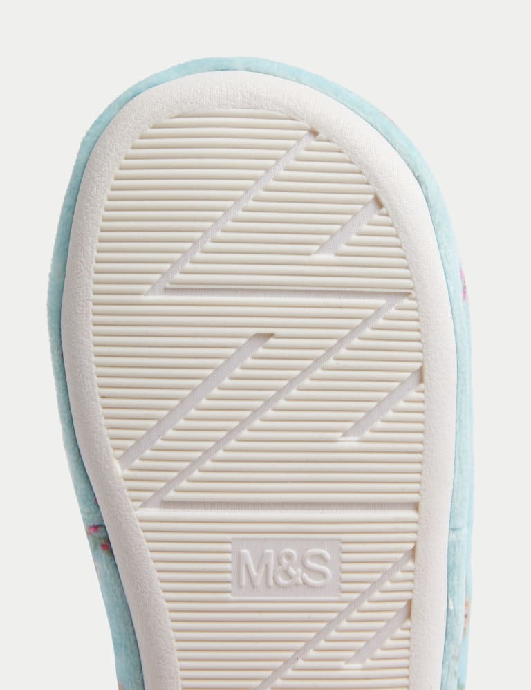 Disney shop roxy shoes