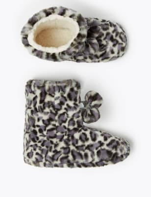 kids leopard print slippers