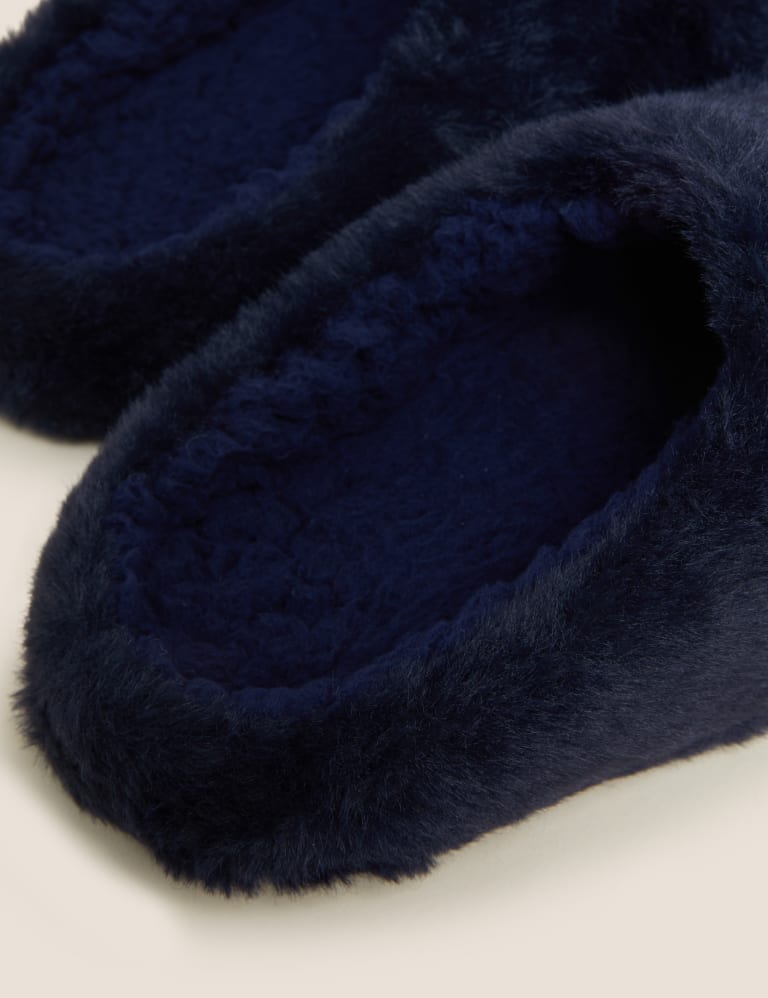 Blue fur cheap slippers