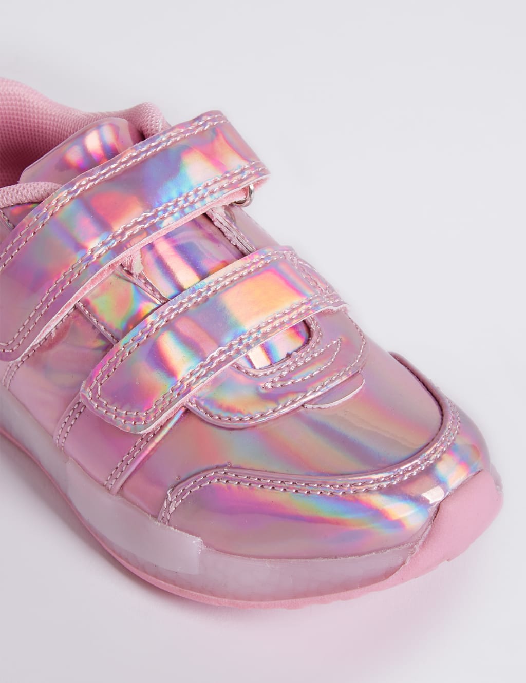 childrens trainers with flashing lights