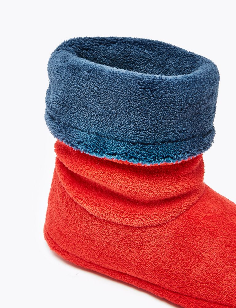 Kids’ Fleece Slippers (5 Small - 7 Large) 4 of 5