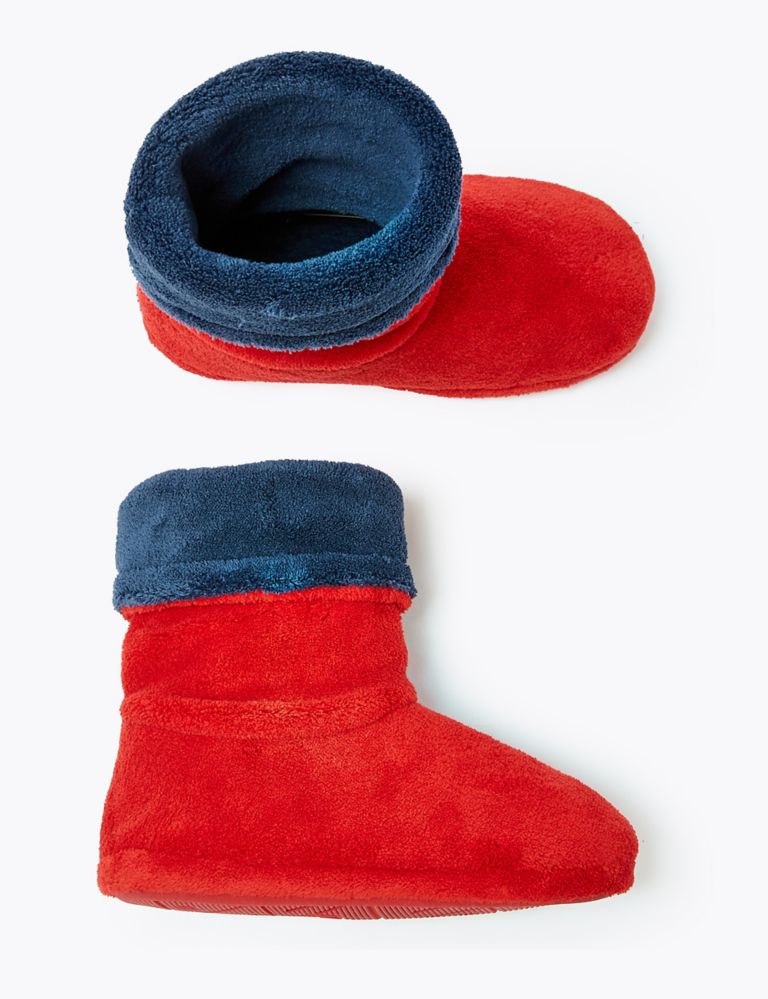Kids’ Fleece Slippers (5 Small - 7 Large) 2 of 5