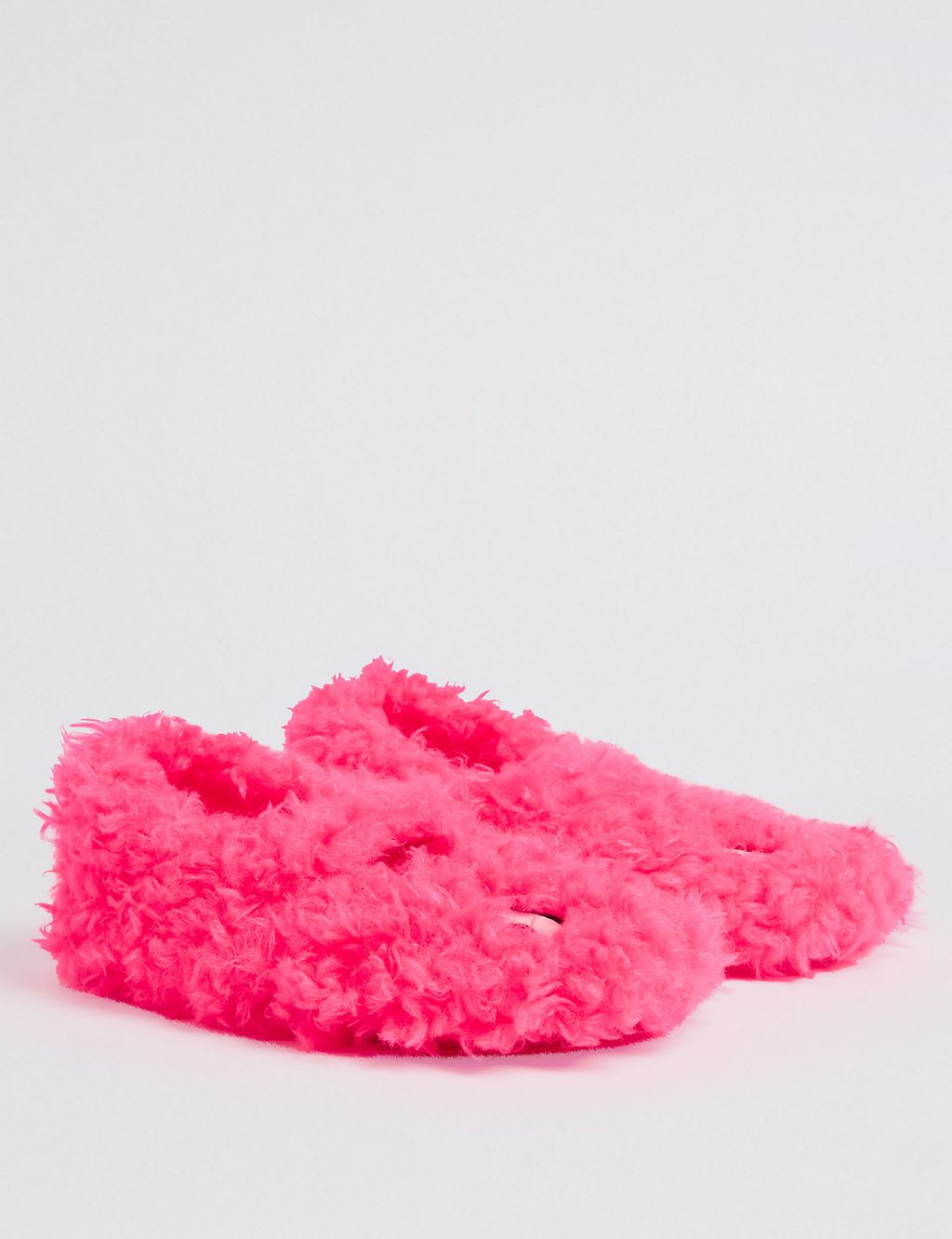 Kids’ Fluffy Monster Slippers (5 Small - 5 Large) 3 of 5