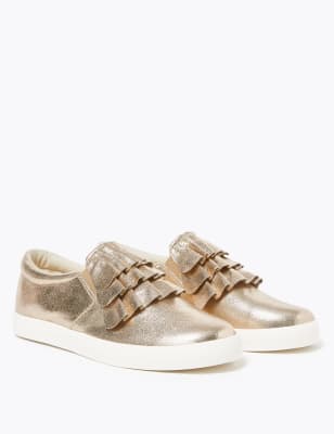 bridesmaid trainers