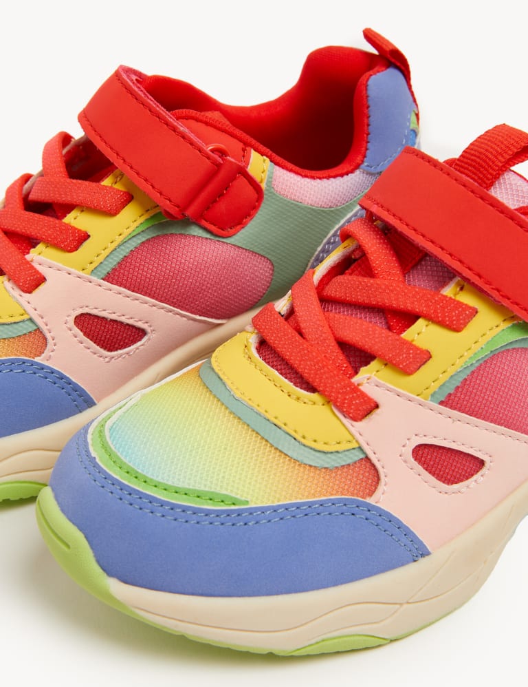 Kids Freshfeet Colour Block Trainers 4 Small 2 Large M S
