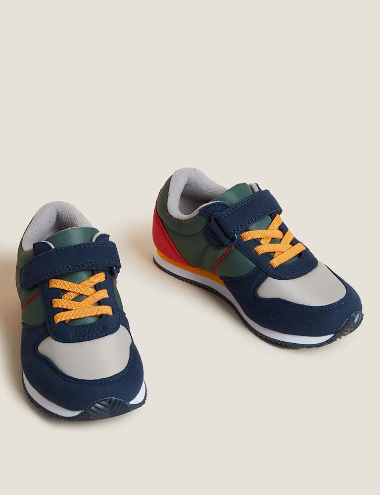Kids' Freshfeet™ Riptape Trainers (4 Small - 13 Small) 2 of 4
