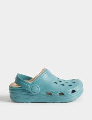 Kids fuzzy best sale lined crocs