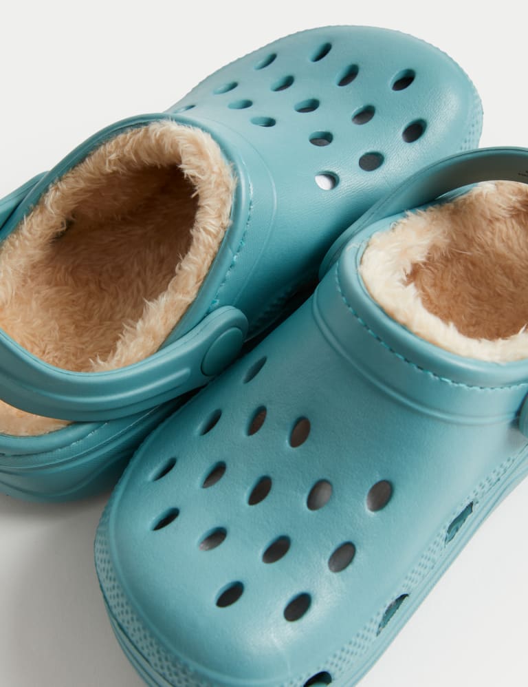 Kids fur new arrivals lined crocs