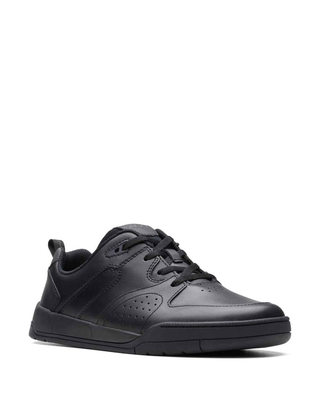 Nike school 2025 shoes with laces