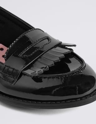 narrow fit plimsolls