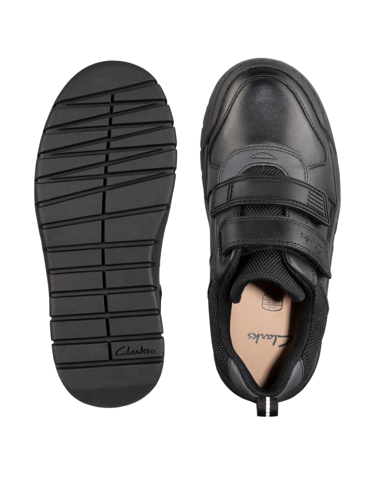 Boys school shoes 11.5 2025