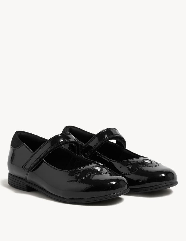 M&s kids school shoes hotsell