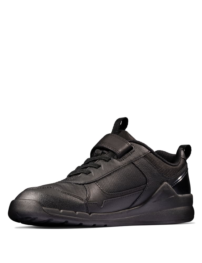 Clarks boys store shoes size 8