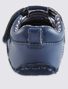 Kids' Leather Striped Cruiser Pram Shoes Image 2 of 4