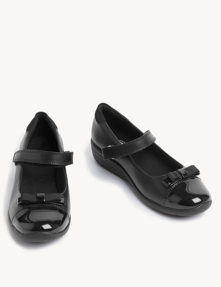 Clarks school shoes size sales 7