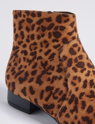 Childrens leopard print clearance boots