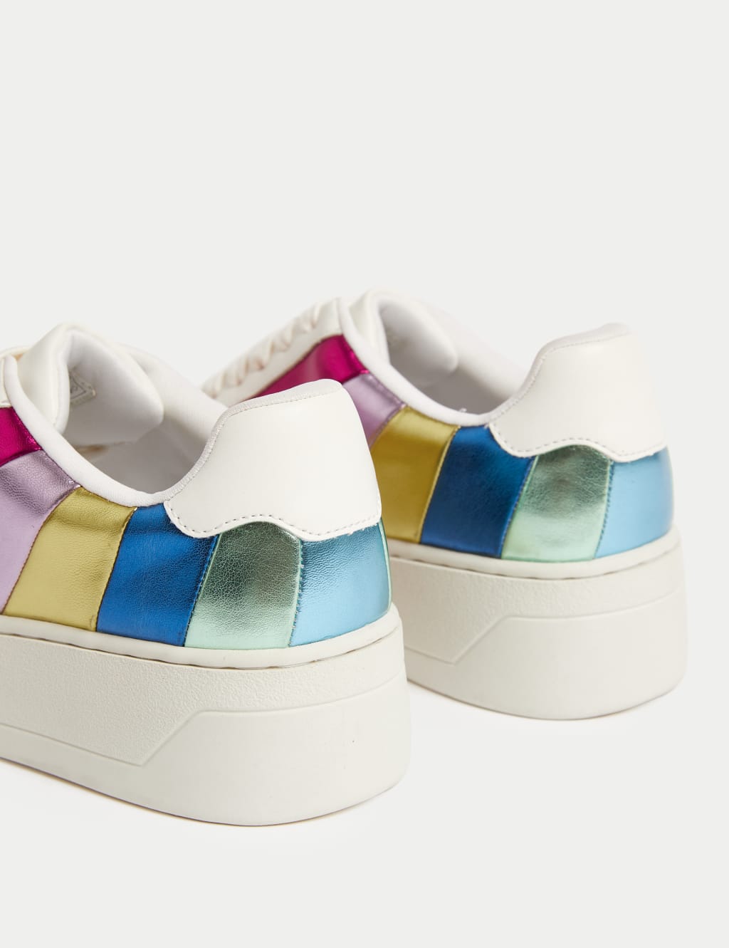 Platform trainers kids online