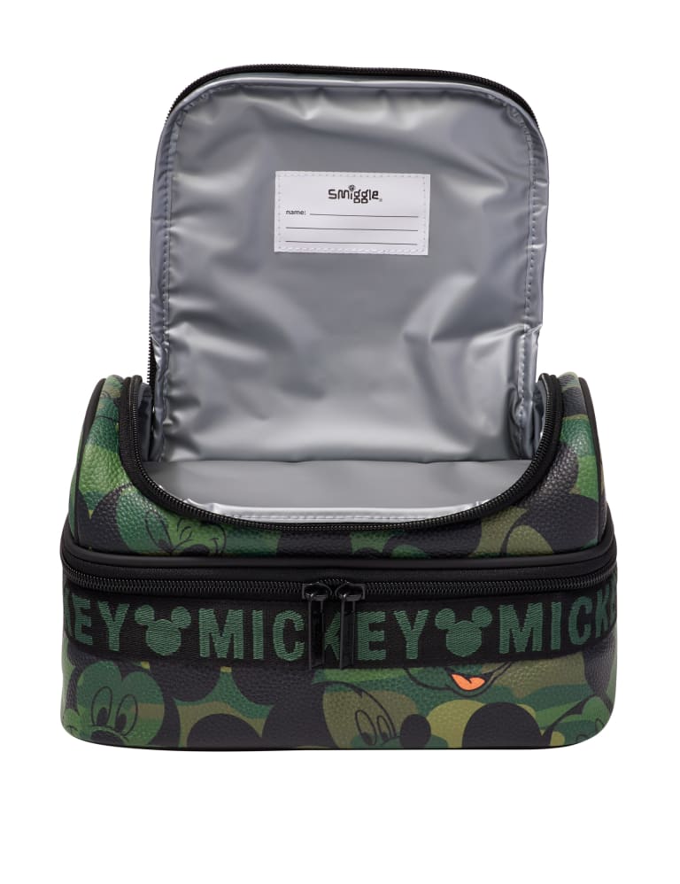 Smiggle boys on sale lunch box