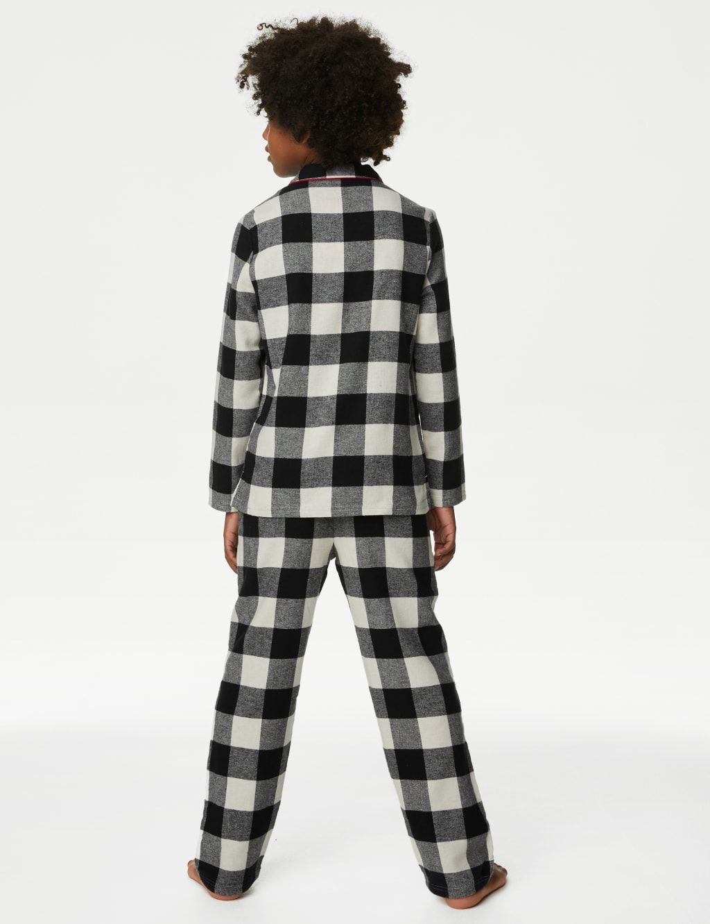 Check pyjamas kids outlet