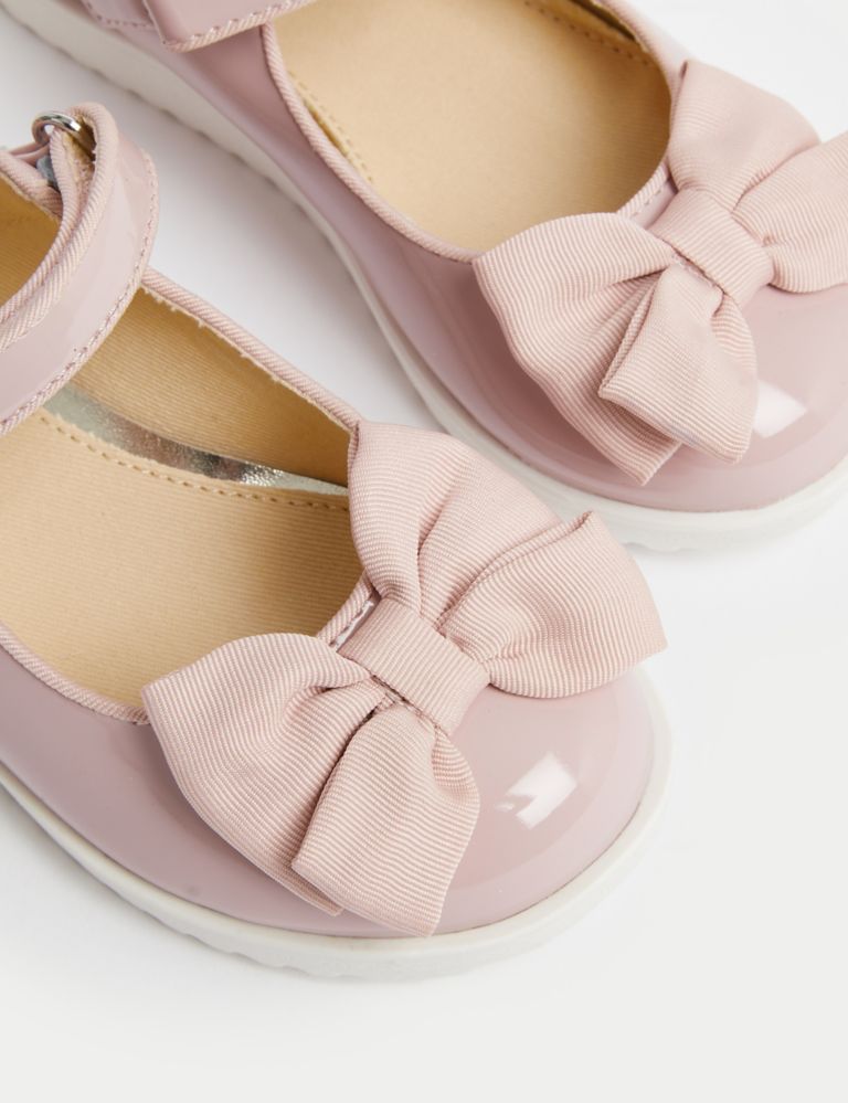 Kids' Patent Bow Mary Jane Shoes (4 Small - 2 Large) 3 of 4