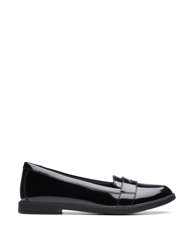 Clarks patent top leather loafers