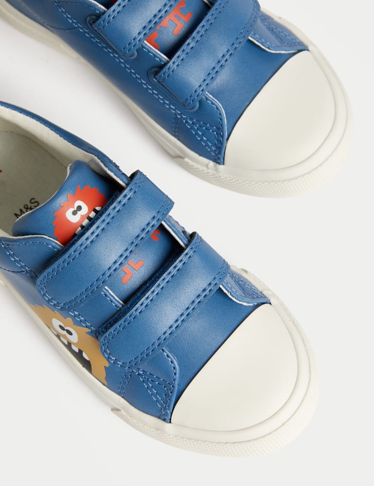 M&s boys trainers deals