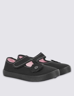 Marks and sale spencer plimsolls black