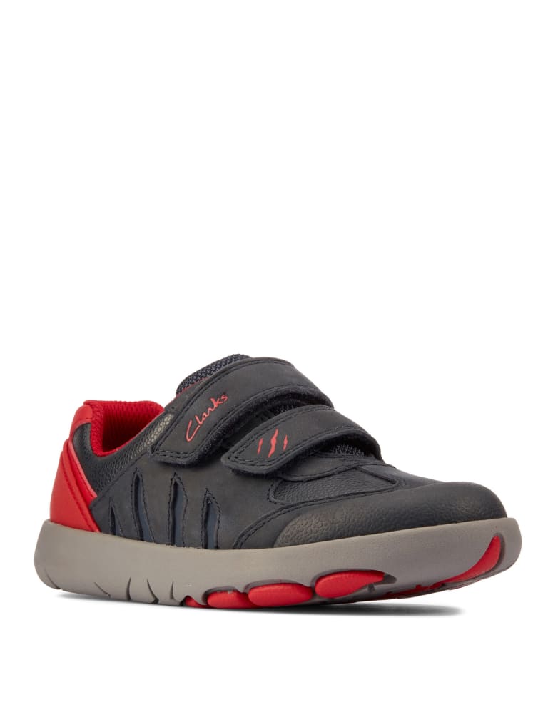 Kids trainers shop clarks