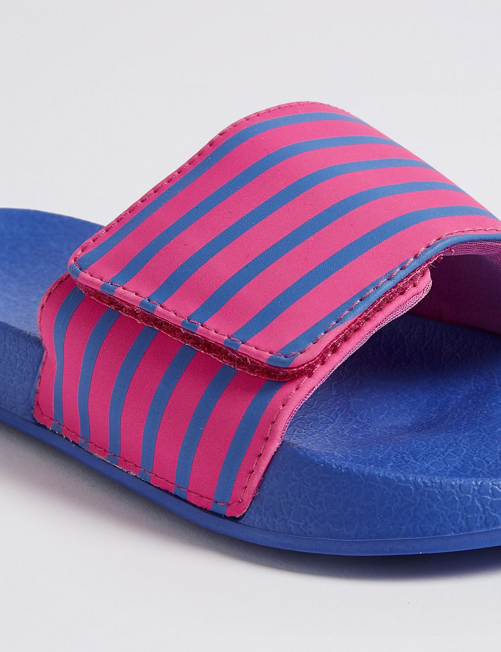 Kids’ Striped Sliders (13 Small - 6 Large) 4 of 5