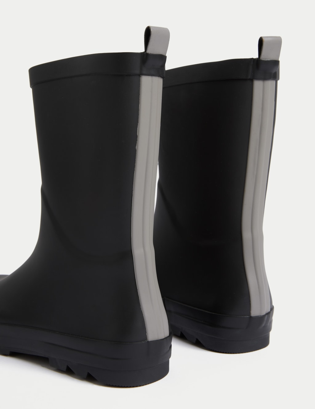 Small black wellies 2025