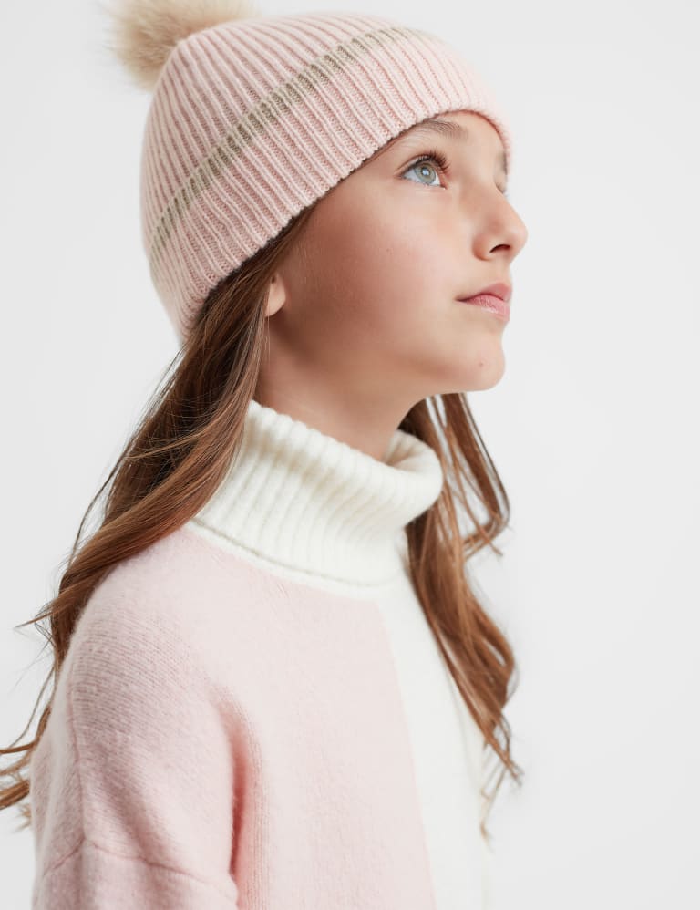 Kids winter hat discount with brim