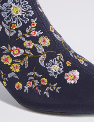 Embroidered best sale heeled boots