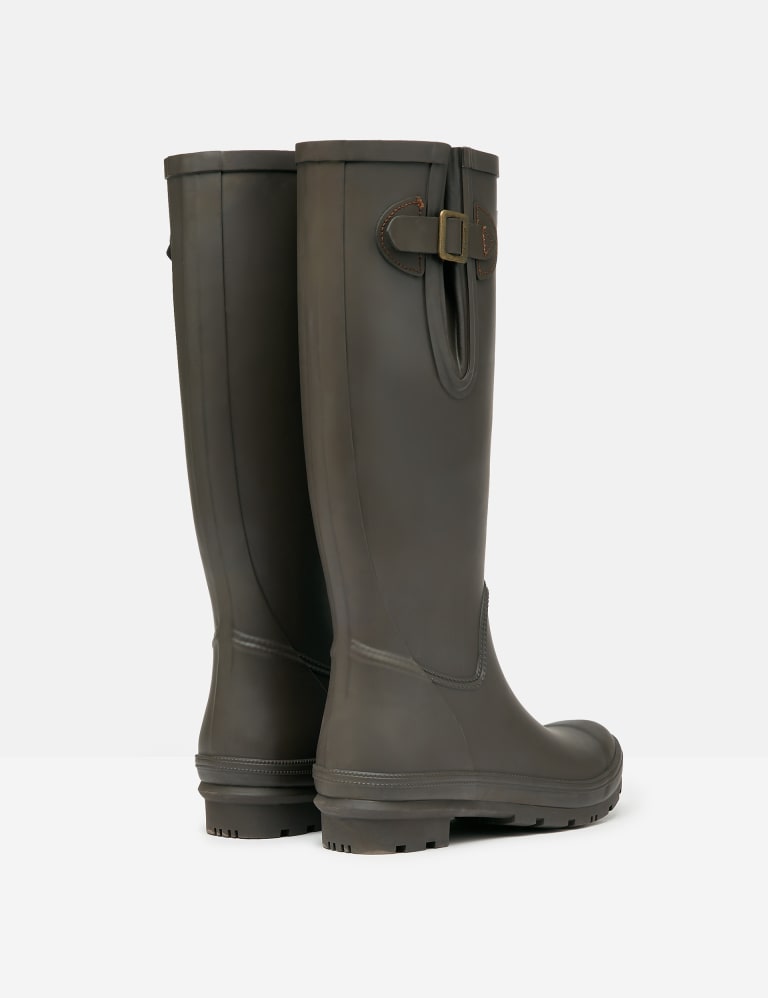 Knee high wellies clearance