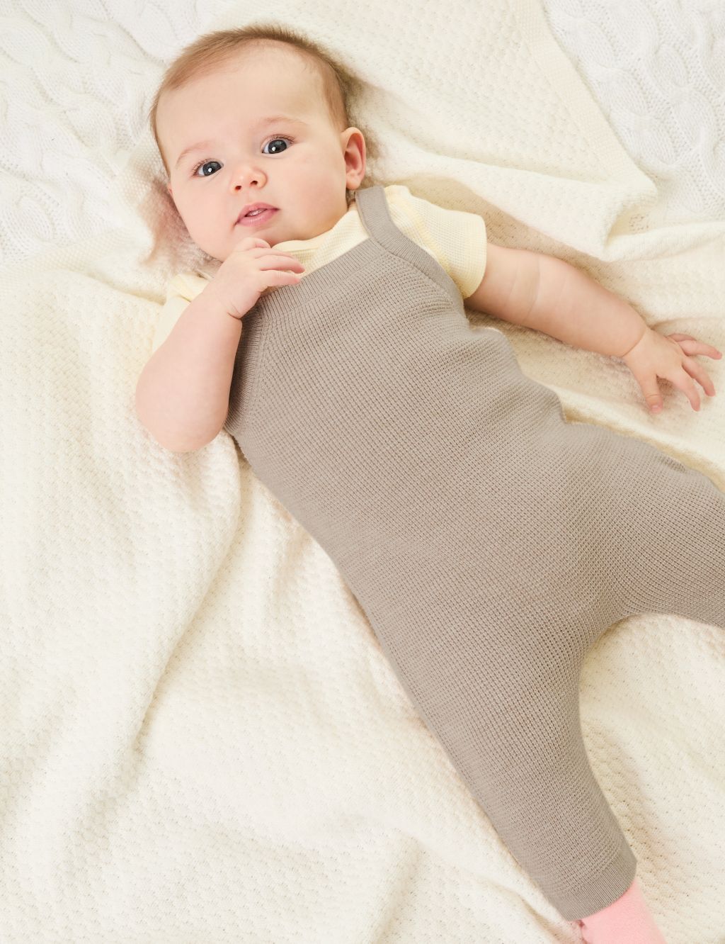 Knitted Dungarees (7lbs-1 Yrs) 3 of 6