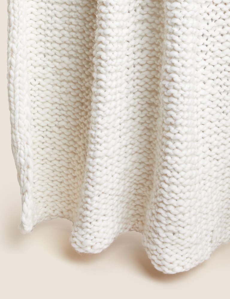Knitted throw shop