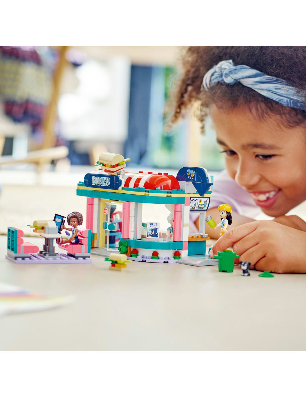Lego friends diner sales