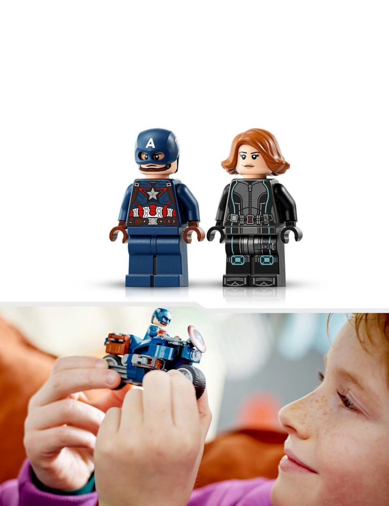 LEGO Marvel Black Widow & Captain America Motorcycles 76260 (6+ Yrs) 4 of 6